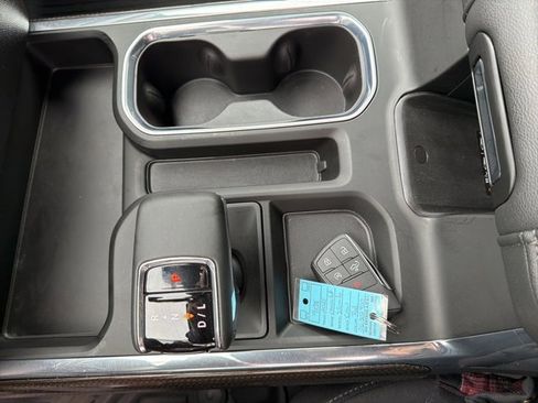 Used 2025 Chevrolet Silverado 1500 LT Trail Boss w/ Convenience Package II image 17