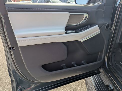 Certified 2025 Ford Expedition Platinum w/ Driver's Package image 12