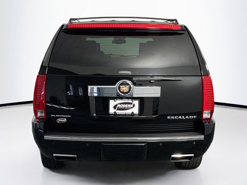 Used 2014 Cadillac Escalade Platinum image 10