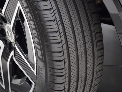 Certified 2026 Mercedes-Benz GLC 300 image 29