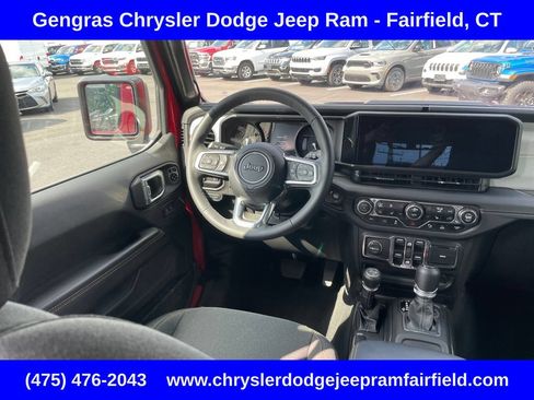 Certified 2025 Jeep Wrangler Unlimited Sahara w/ Safety Group AWD/4WD image 61