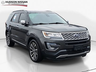 Used 2017 Ford Explorer Platinum