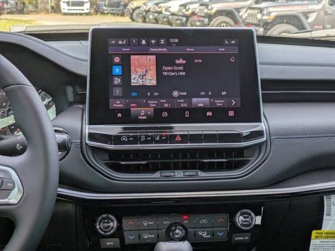 New 2026 Jeep Compass Latitude w/ Sun and Sound Group AWD/4WD image 16