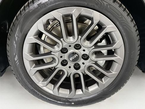 Certified 2025 MINI Cooper S FWD image 30