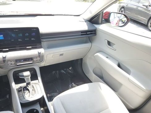 Certified 2024 Hyundai Kona SEL AWD/4WD image 23