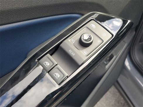 New 2025 Volkswagen ID.4 Pro S Plus image 15