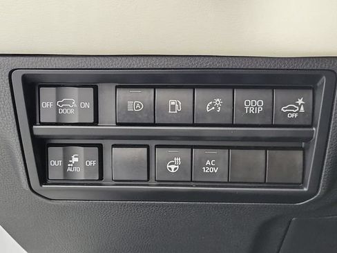 Used 2023 Toyota Sequoia Capstone RWD image 32