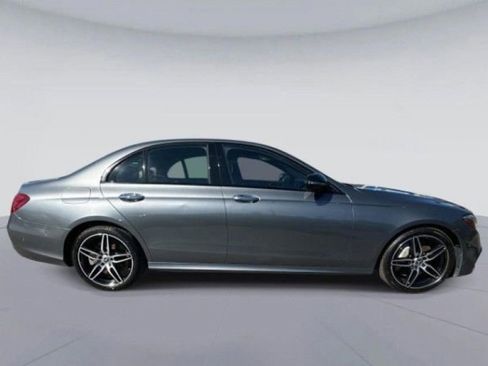 Used 2019 Mercedes-Benz E 450 4MATIC Sedan image 3