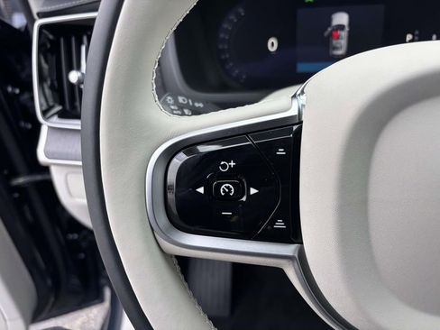 New 2026 Volvo XC90 B6 Ultra w/ Protection Package Premier image 18