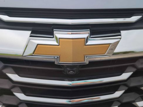Used 2026 Chevrolet Equinox LT w/ Safety and Technology Package FWD image 30