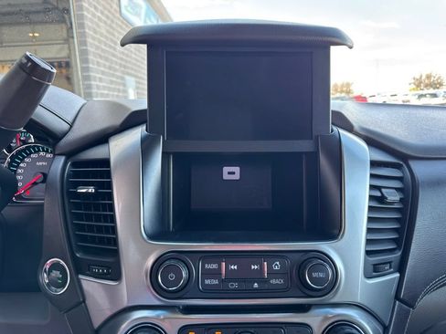 Used 2017 Chevrolet Tahoe LT w/ Luxury Package AWD/4WD image 26