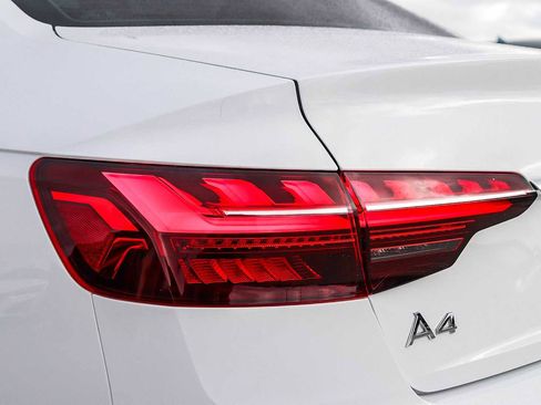 Used 2024 Audi A4 2.0T Premium image 12