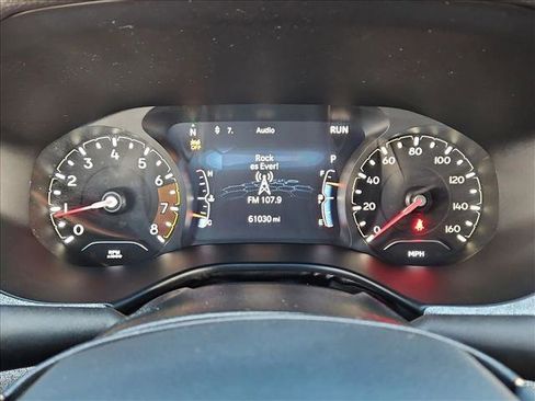 Used 2024 Jeep Compass Latitude AWD/4WD image 11
