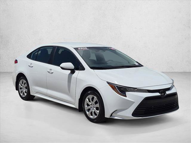 Used 2025 Toyota Corolla LE FWD image 3