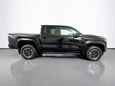 Used 2024 Toyota Tacoma TRD Sport image 4