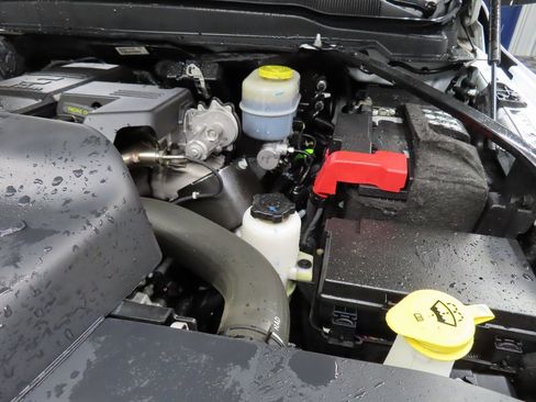 Used 2022 RAM 2500 Laramie w/ Night Edition image 23