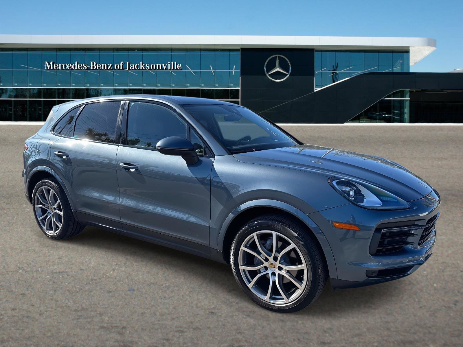 Used 2019 Porsche Cayenne AWD/4WD image 1