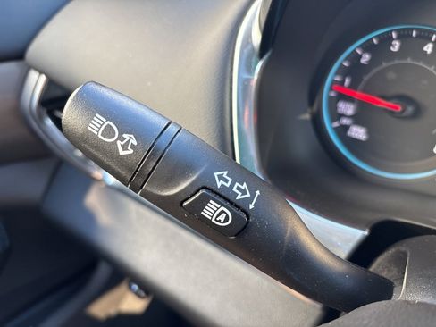 Certified 2023 Chevrolet Traverse LT image 26