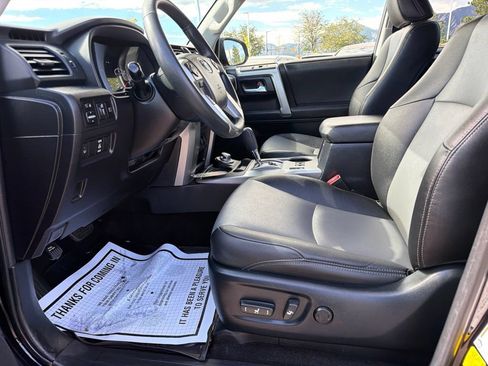Used 2020 Toyota 4Runner SR5 Premium w/ Moonroof Package AWD/4WD image 22