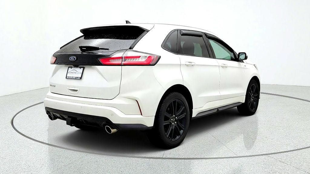 Used 2020 Ford Edge ST-Line w/ Cold Weather Package AWD/4WD image 5