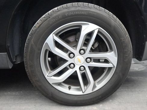 Used 2017 Chevrolet Equinox Premier w/ Enhanced Convenience Package AWD/4WD image 15
