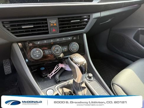 Used 2024 Volkswagen Jetta SEL FWD image 7