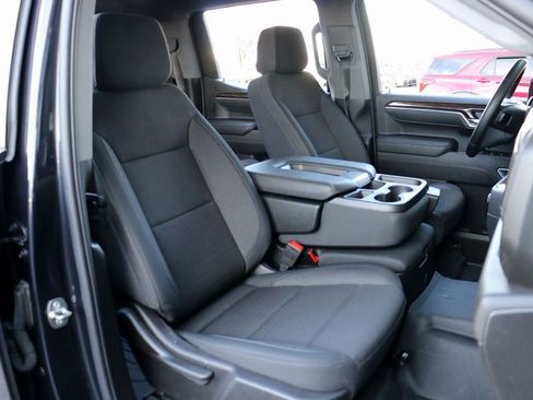 Used 2024 GMC Sierra 1500 Elevation image 33