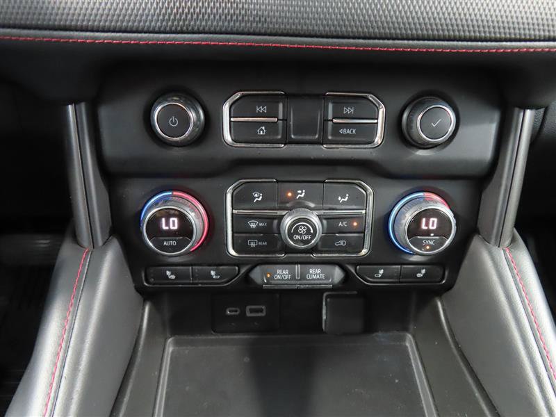 Used 2022 Chevrolet Suburban RST w/ Luxury Package RWD image 30