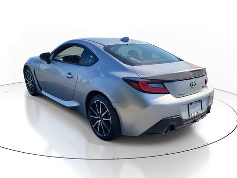 Used 2023 Toyota GR86 image 5