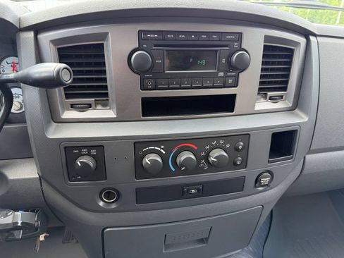 Used 2006 Dodge Ram 3500 Truck SLT AWD/4WD image 11