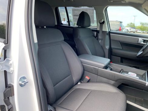 New 2026 Hyundai Santa Fe SE FWD image 29