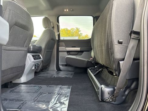 Used 2024 Ford F150 XLT w/ Equipment Group 302A MID image 38