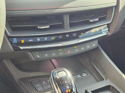 New 2026 Cadillac CT5 V image 35