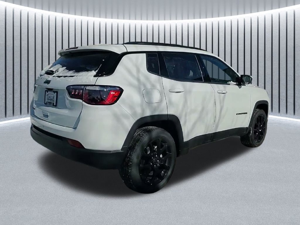 New 2026 Jeep Compass Latitude AWD/4WD image 6