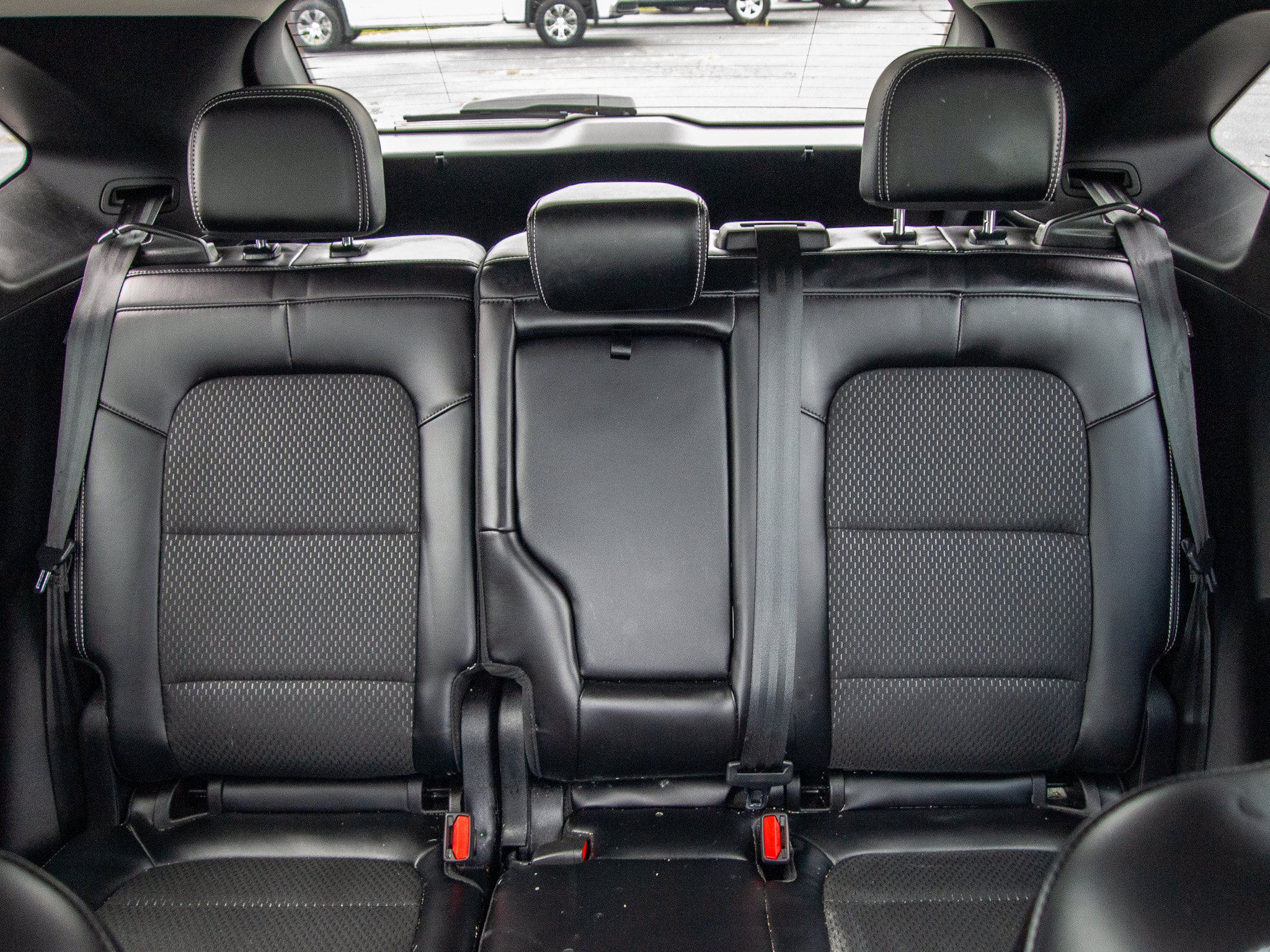 Used 2025 Ford Escape SE FWD image 24