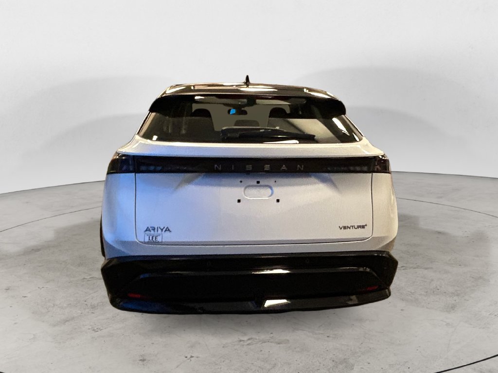 Used 2023 Nissan Ariya FWD image 4