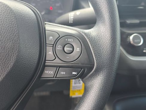 Used 2024 Toyota Corolla LE FWD image 23