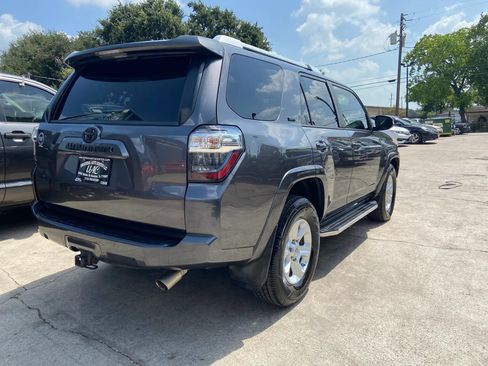Used 2016 Toyota 4Runner SR5 Premium RWD image 7