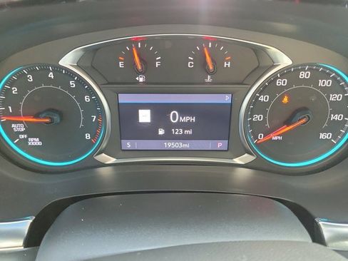 Used 2024 Chevrolet Traverse RS image 14