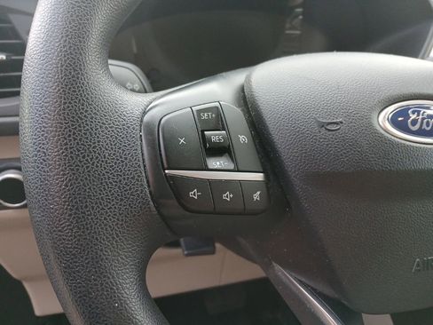 Used 2020 Ford Escape SE image 19