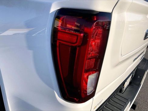 Used 2024 GMC Sierra 1500 Elevation w/ LPO, Elevation Black Package image 30