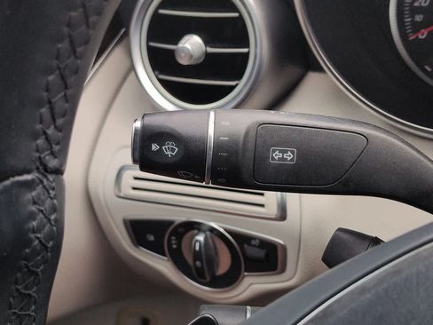 Used 2017 Mercedes-Benz C 300 Sedan image 26
