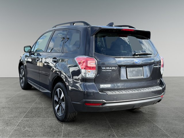 Used 2018 Subaru Forester 2.5i Premium AWD/4WD image 4