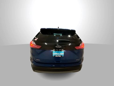 Used 2024 Ford Edge SEL image 7