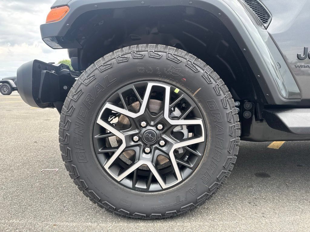 New 2027 Jeep Wrangler Unlimited Sahara AWD/4WD image 10