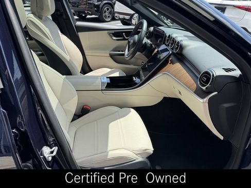 Used 2023 Mercedes-Benz C 300 4MATIC Sedan image 32