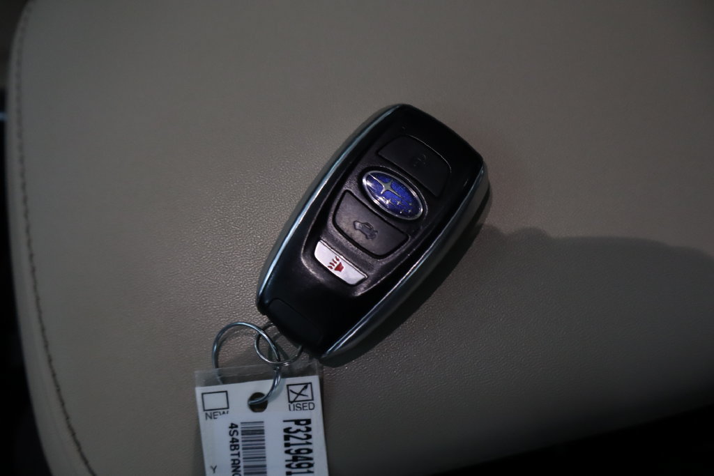 Used 2021 Subaru Outback Limited w/ Popular Package #2 AWD/4WD image 38