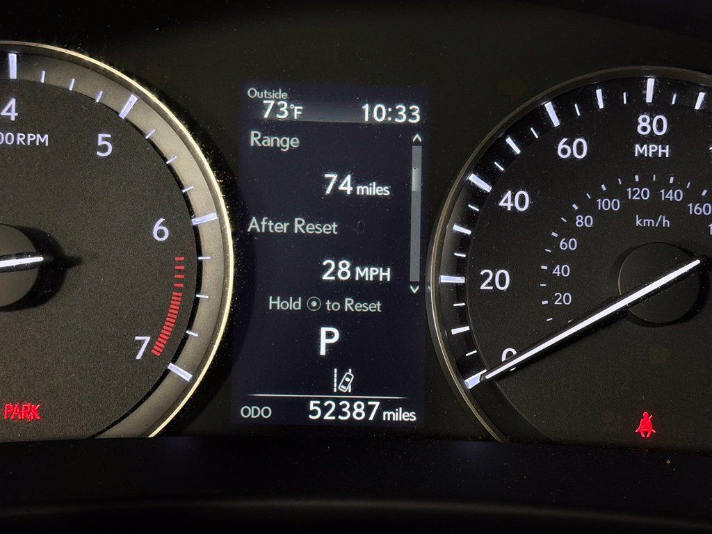 Used 2020 Lexus RX 350L Luxury w/ Accessory Package FWD image 11