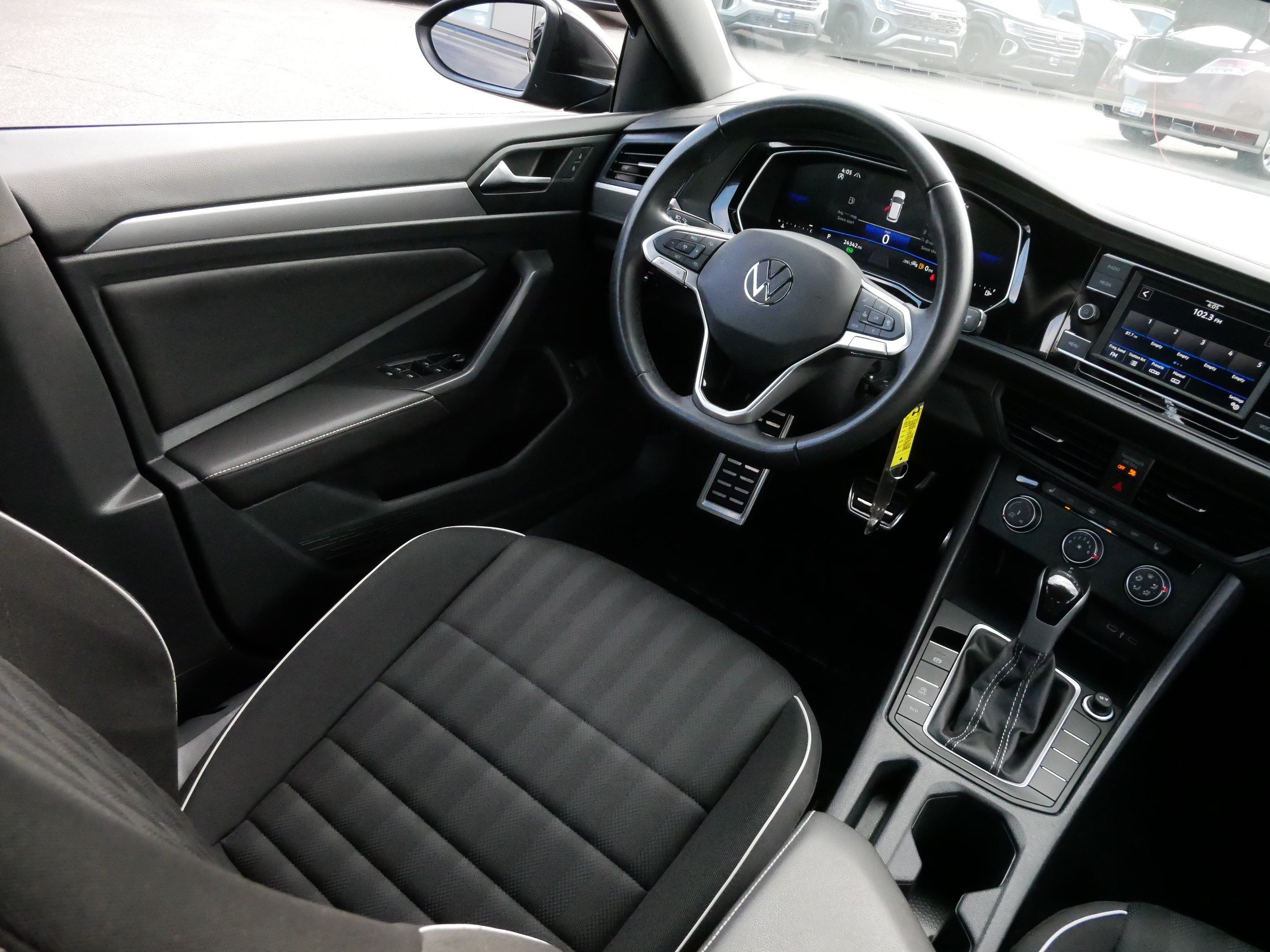 Certified 2024 Volkswagen Jetta Sport FWD image 10