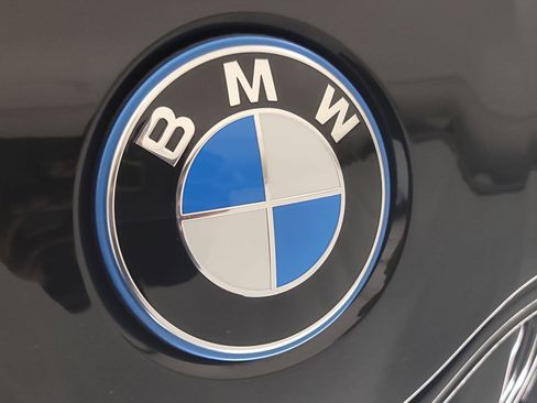 Used 2025 BMW i7 M70 image 22